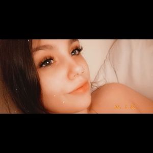 Meet your Posher, Michaela